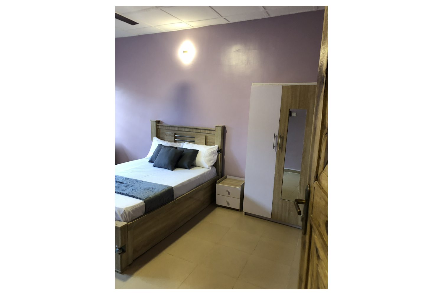 Room & Parlour Self-Contained (The Horizon)